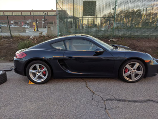 Illustration for article titled Swapped Winters on the Porsche